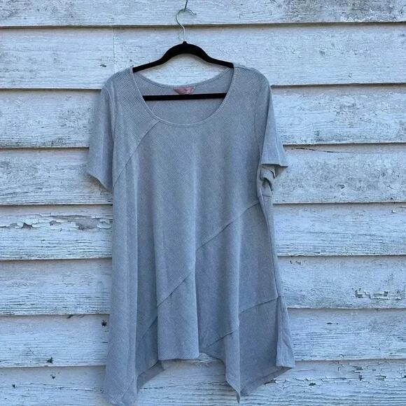 SJS Textured, Crew Neck Knit Top w/ Asymmetric Hem Lagenlook Bohemian plus size - Picture 1 of 4